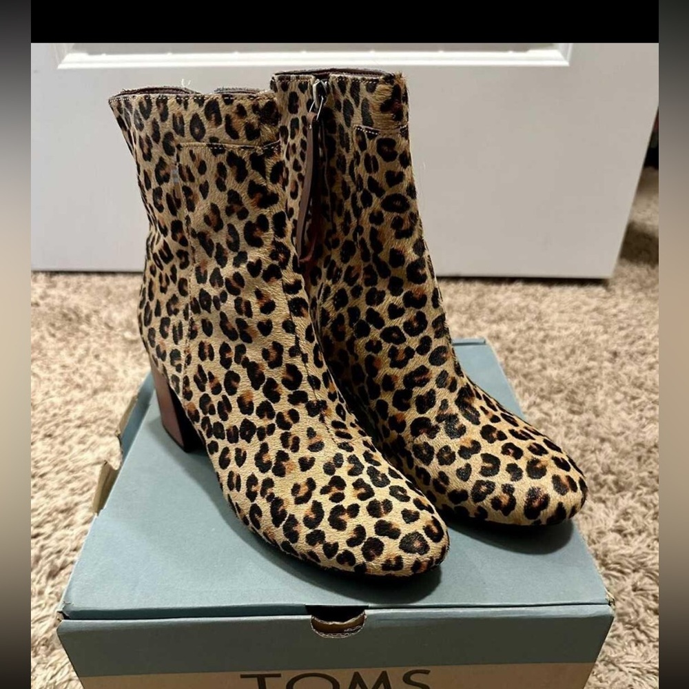 Like New- size 7